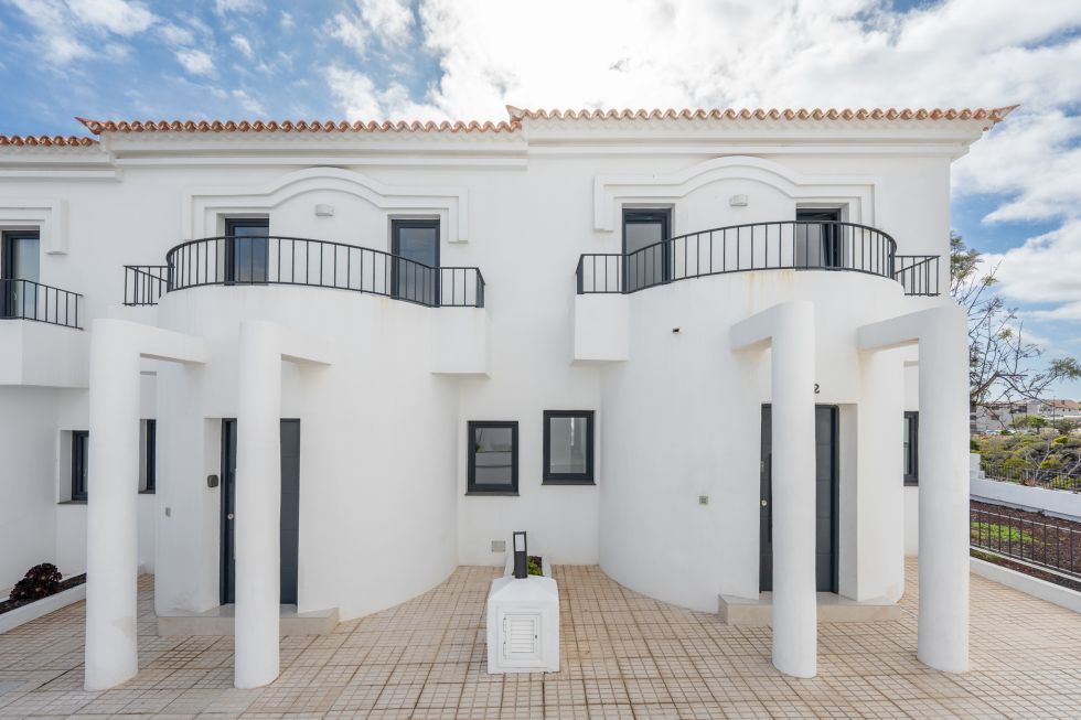 Semi-detached house for sale in  San Miguel de Abona, Spain - TR-2984