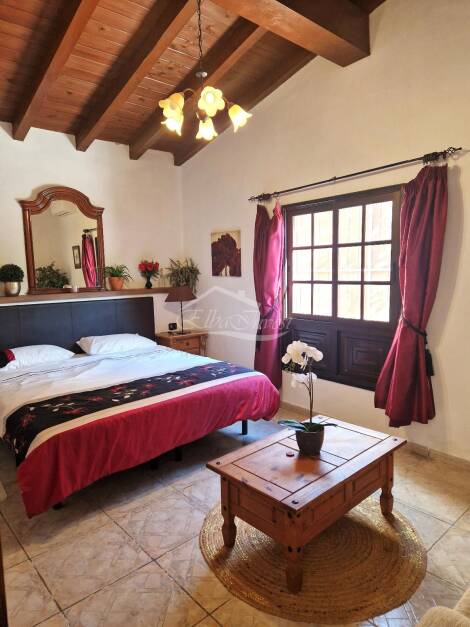 Semi-detached house for sale in  Guía de Isora, Spain - 5951