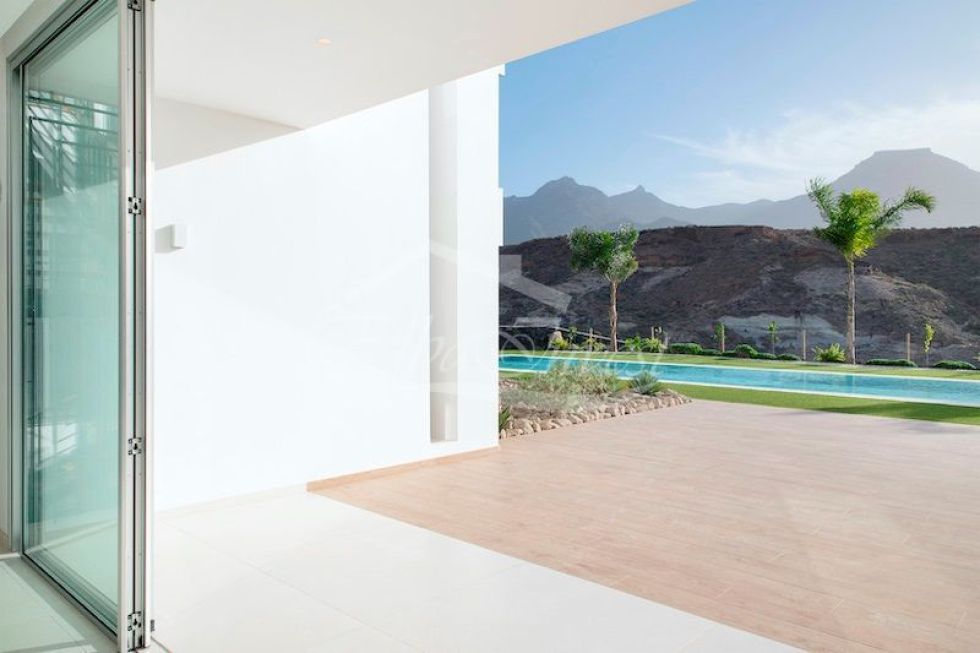 Semi-detached house for sale in  La Caleta, Spain - 5361