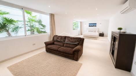 Semi-detached house for sale in  La Caleta, Spain - 5982