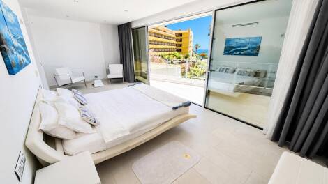 Semi-detached house for sale in  La Caleta, Spain - 5982