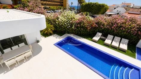 Semi-detached house for sale in  La Caleta, Spain - 5982