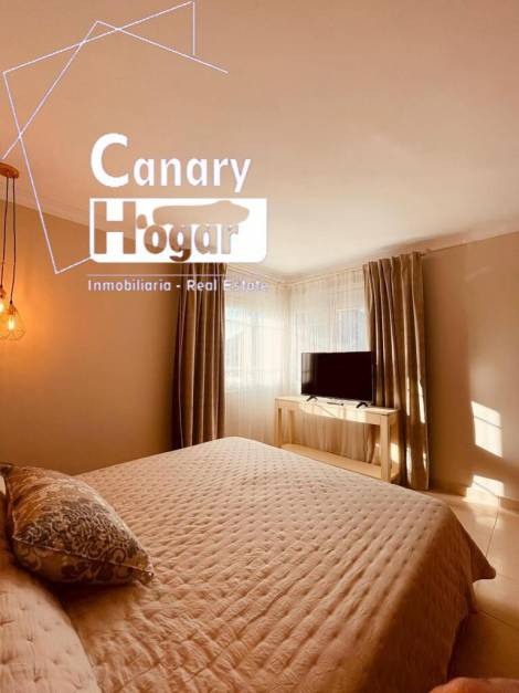 Semi-detached house for sale in  Los Cristianos, Spain - 052371