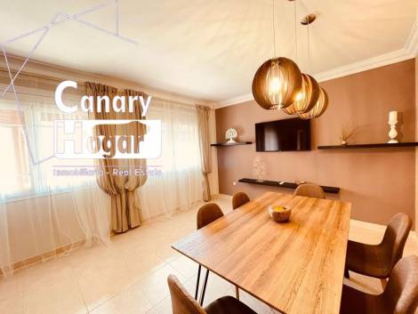 Semi-detached house for sale in  Los Cristianos, Spain - 052381