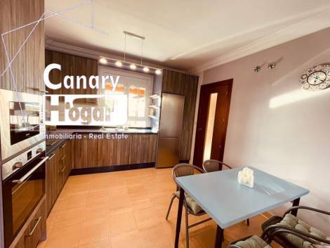 Semi-detached house for sale in  Los Cristianos, Spain - 052381