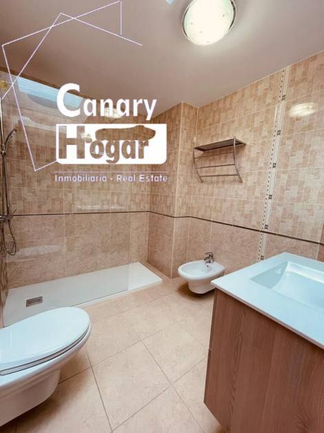 Semi-detached house for sale in  Los Cristianos, Spain - 052381