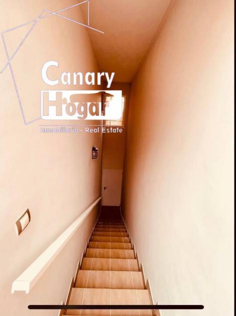 Semi-detached house for sale in  Los Cristianos, Spain - 052381