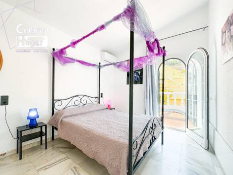 Semi-detached house for sale in  San Eugenio Alto, Spain - 056901