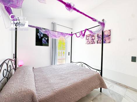 Semi-detached house for sale in  San Eugenio Alto, Spain - 056901