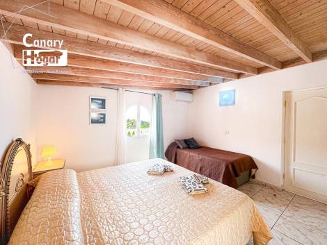 Semi-detached house for sale in  San Eugenio Alto, Spain - 056901