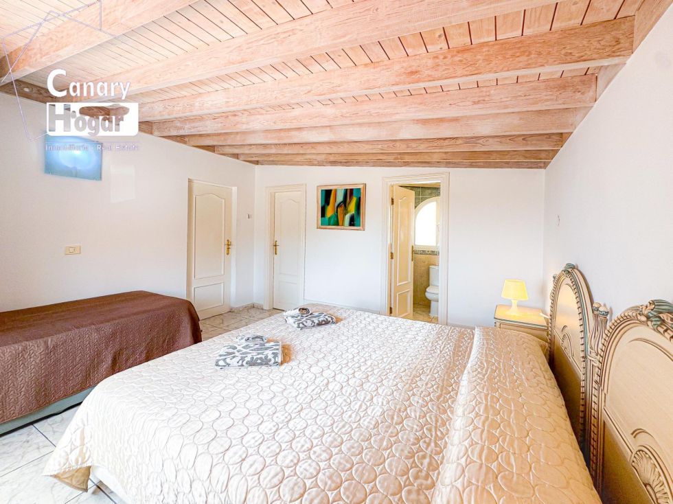 Semi-detached house for sale in  San Eugenio Alto, Spain - 056901