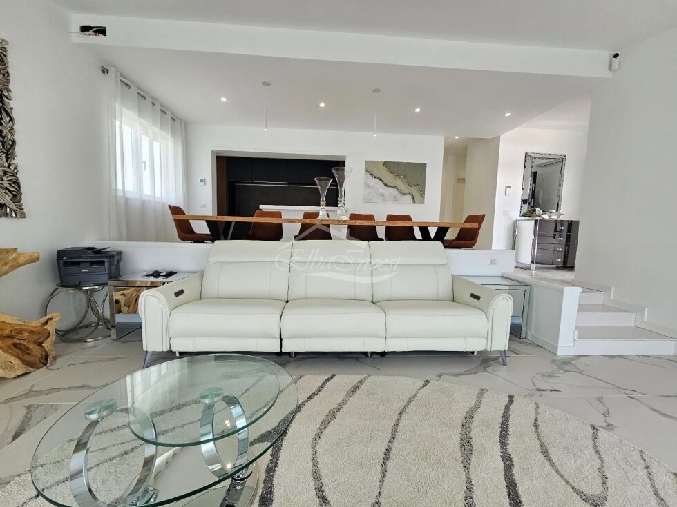 Semi-detached house for sale in  San Eugenio Alto, Spain - 5988