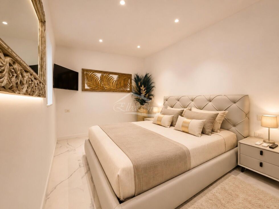 Semi-detached house for sale in  San Eugenio Alto, Spain - 5988