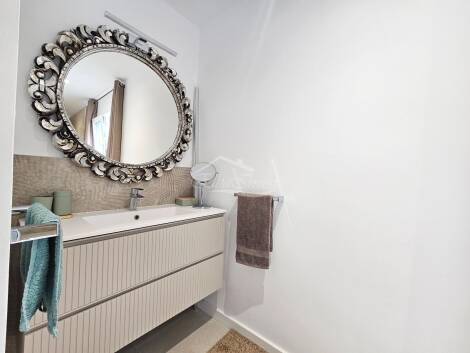 Semi-detached house for sale in  San Eugenio Alto, Spain - 5988