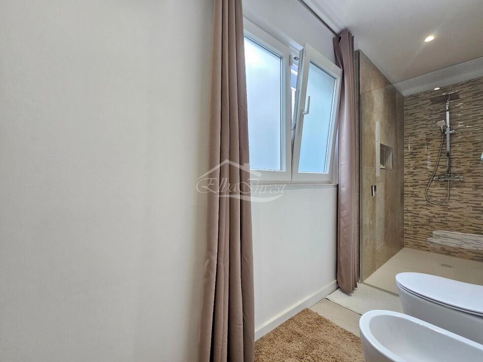 Semi-detached house for sale in  San Eugenio Alto, Spain - 5988