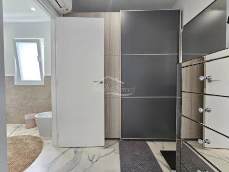 Semi-detached house for sale in  San Eugenio Alto, Spain - 5988