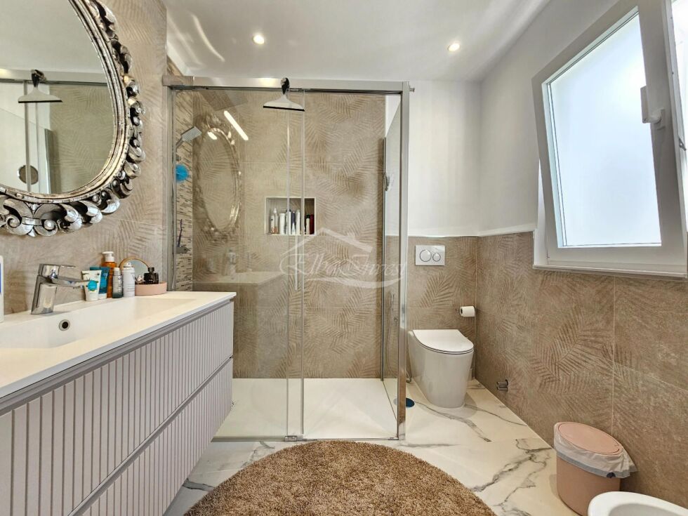 Semi-detached house for sale in  San Eugenio Alto, Spain - 5988