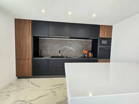 Semi-detached house for sale in  San Eugenio Alto, Spain - 5988