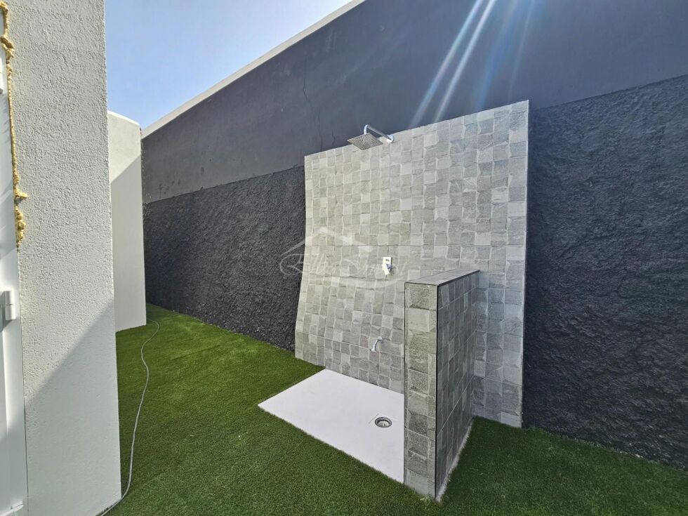 Semi-detached house for sale in  San Eugenio Alto, Spain - 5988