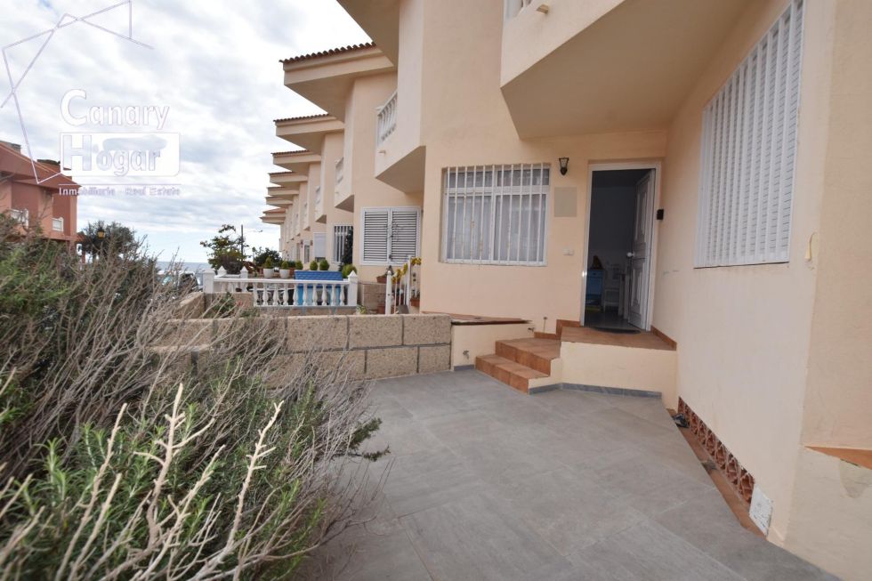 Semi-detached house for sale in  San Miguel de Tajao, Spain - 055971