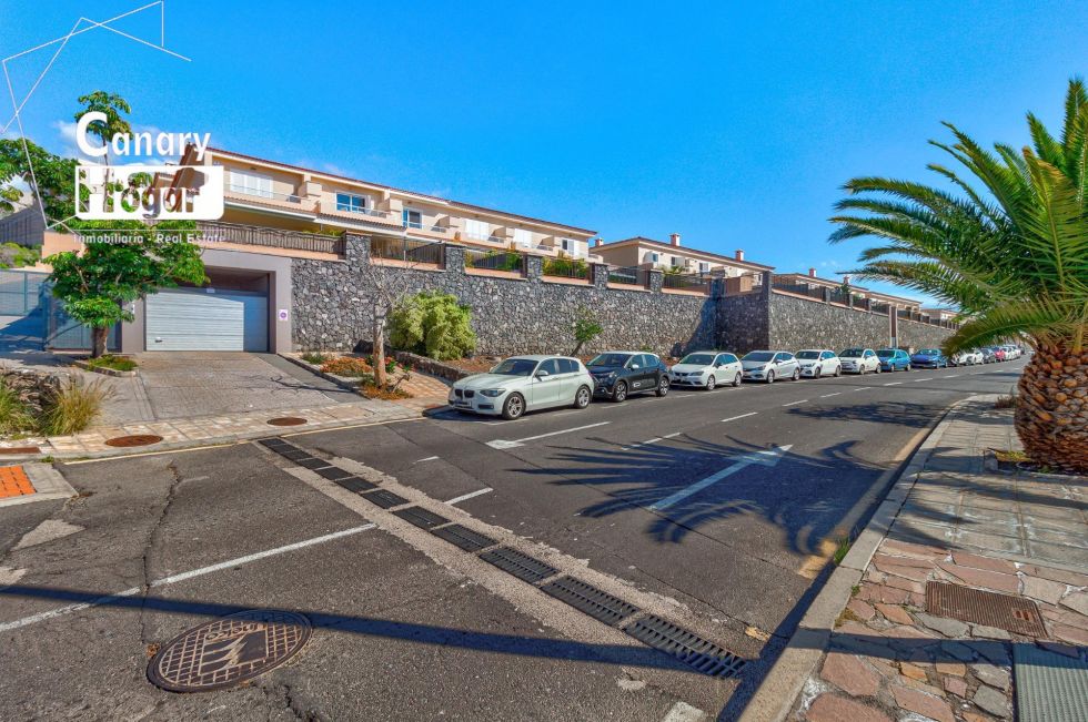 Semi-detached house for sale in  Santiago del Teide, Spain - 057911