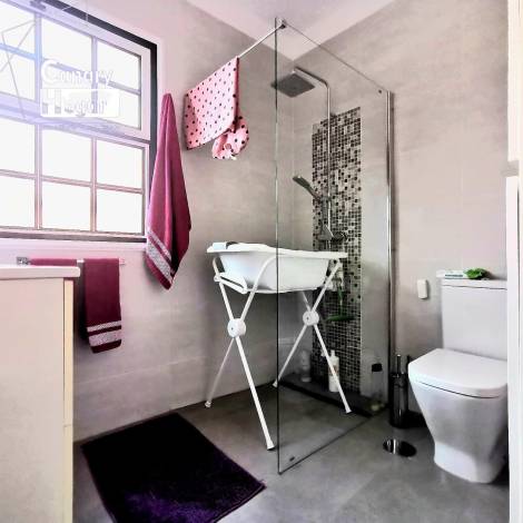 Semi-detached house for sale in  La Laguna, Spain - 049771