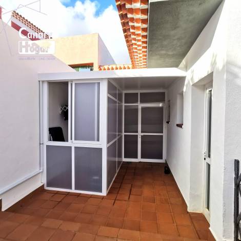 Semi-detached house for sale in  La Laguna, Spain - 049771