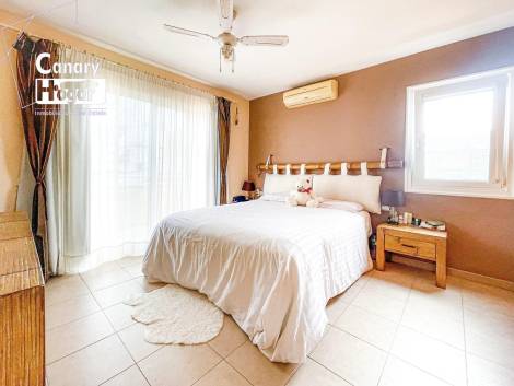 Semi-detached house for sale in  Playas de Fañabé, Spain - 056891