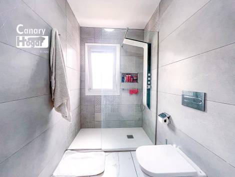 Semi-detached house for sale in  Playas de Fañabé, Spain - 056891