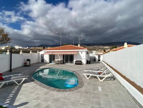 Semi-detached house for sale in  Sueño Azul, Spain - 057361