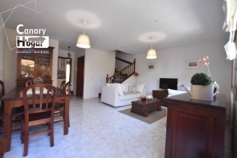 Semi-detached house for sale in  El Médano, Spain - 057581