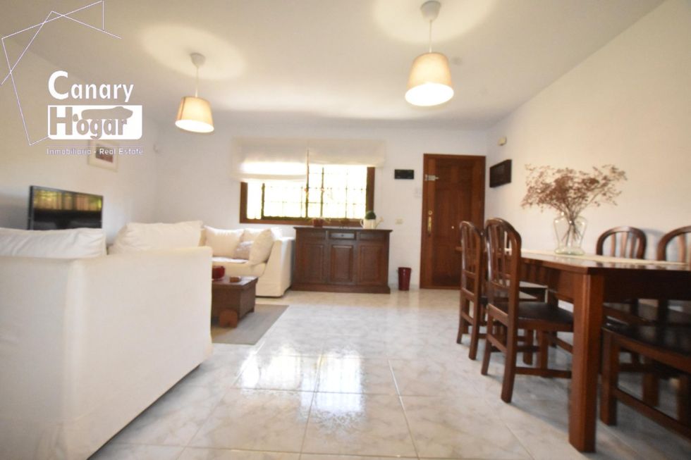 Semi-detached house for sale in  El Médano, Spain - 057581