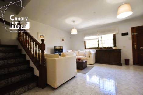 Semi-detached house for sale in  El Médano, Spain - 057581