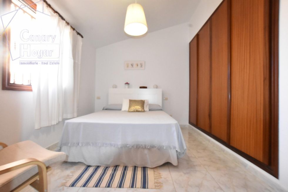 Semi-detached house for sale in  El Médano, Spain - 057581