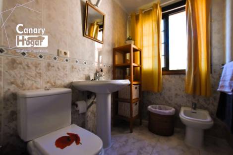 Semi-detached house for sale in  El Médano, Spain - 057581