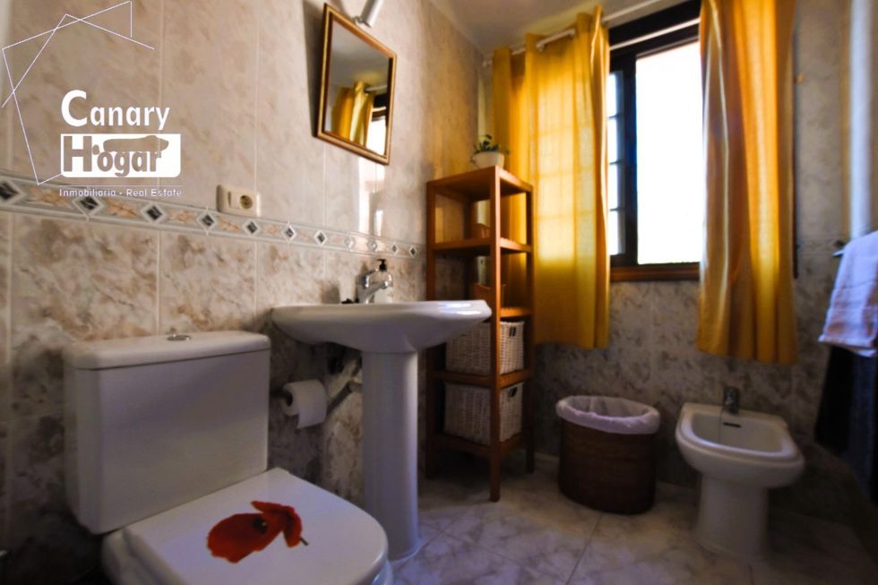 Semi-detached house for sale in  El Médano, Spain - 057581