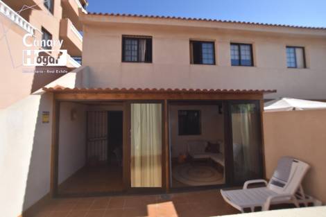 Semi-detached house for sale in  El Médano, Spain - 057581