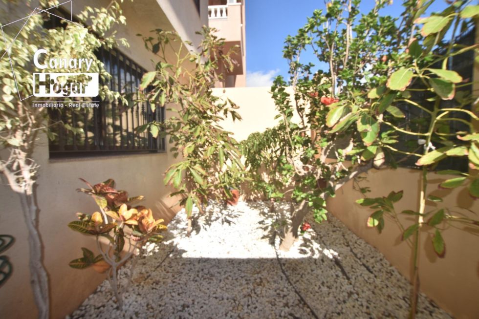 Semi-detached house for sale in  El Médano, Spain - 057581