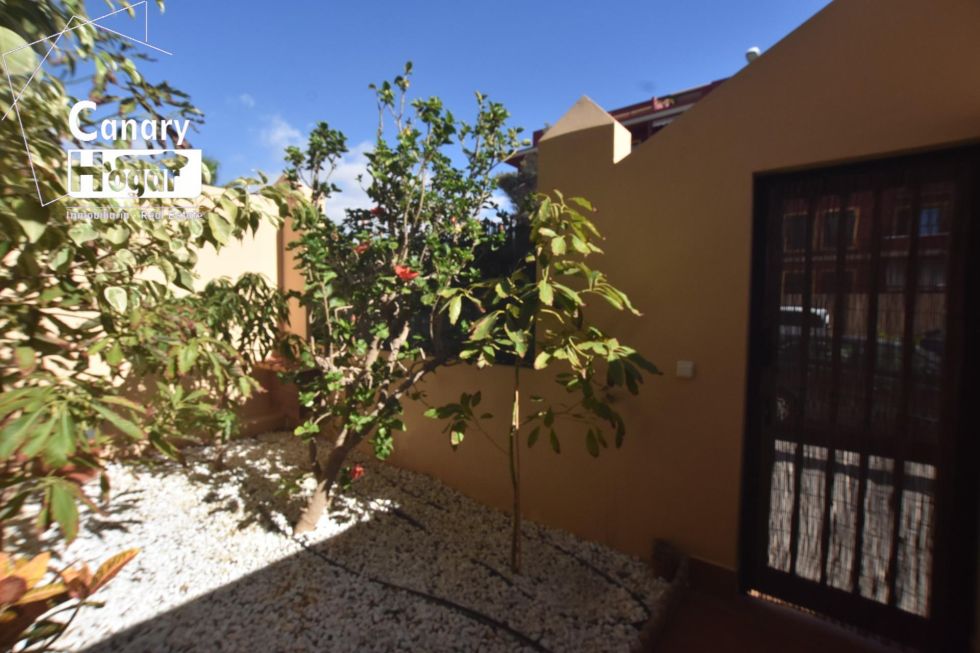 Semi-detached house for sale in  El Médano, Spain - 057581
