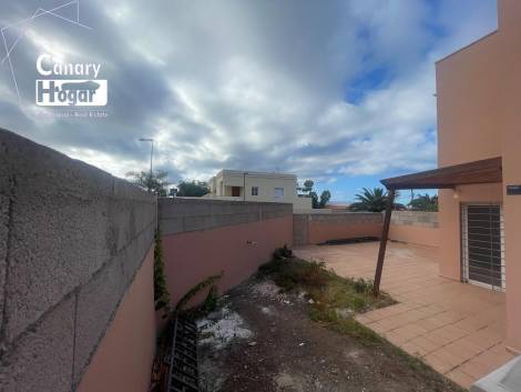 Semi-detached house for sale in  Palm-Mar, Spain - 057771