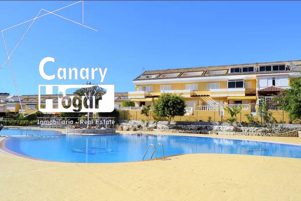 Semi-detached house for sale in  Playa de las Américas, Spain - 057961