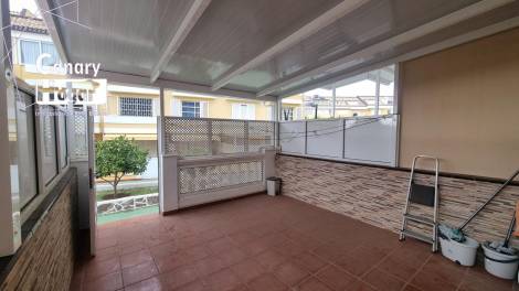 Semi-detached house for sale in  Playa de las Américas, Spain - 057961