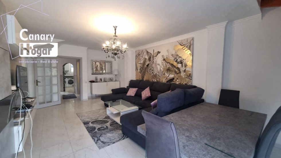 Semi-detached house for sale in  Playa de las Américas, Spain - 057961