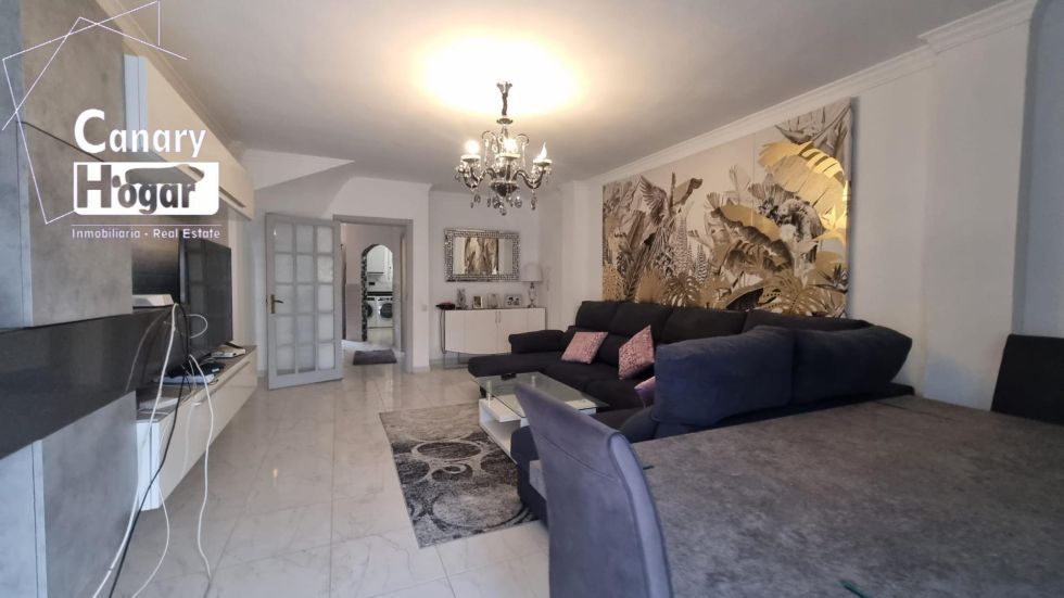 Semi-detached house for sale in  Playa de las Américas, Spain - 057961