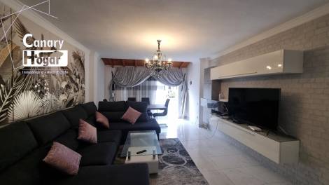 Semi-detached house for sale in  Playa de las Américas, Spain - 057961