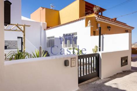 Semi-detached house for sale in  Las Vegas, Spain - 24465