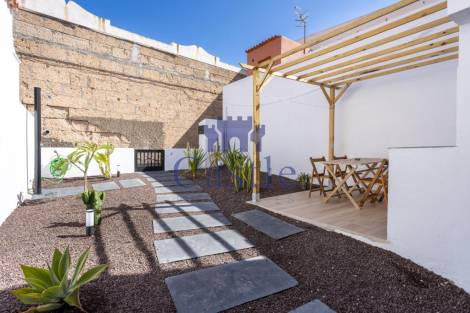 Semi-detached house for sale in  Las Vegas, Spain - 24465
