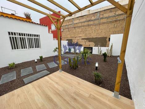 Semi-detached house for sale in  Las Vegas, Spain - 24465