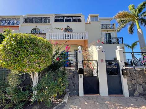 Semi-detached house for sale in  Parque Tropical, Los Cristianos, Spain - MTH007