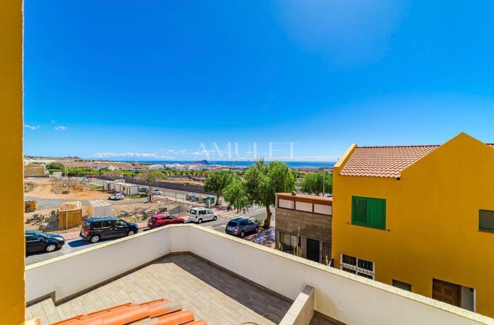 Semi-detached house for sale in  Llano del Camello Park, Spain - P2386